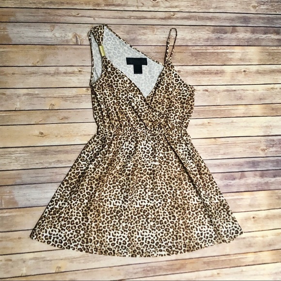 Kardashian Kollection Dresses & Skirts - Kardashian Kollection Leopard Print Party Dress